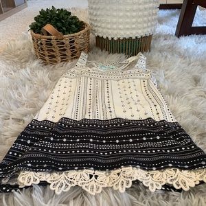 NWT Maurice’s tank with crochet detail